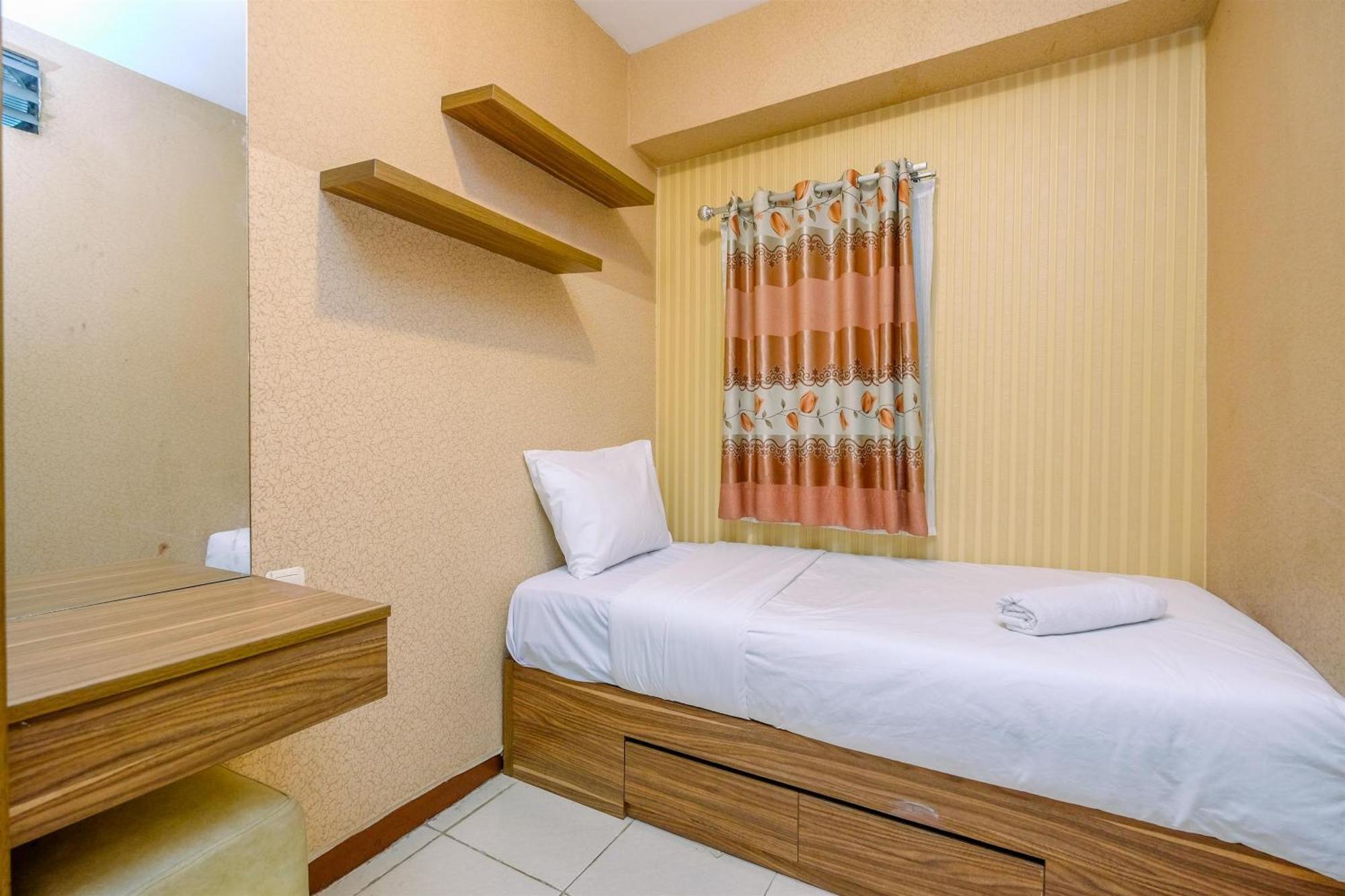 Apartemen Simply Look 2br At Valley By Travelio *